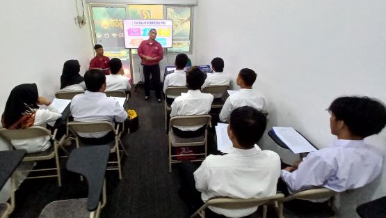 Pembukaan Pelatihan Jepang Reguler Angkatan 09/10 Persiapan Kerja Jepang Melalui Program Tokutei Ginou di Bina insani Yogyakarta